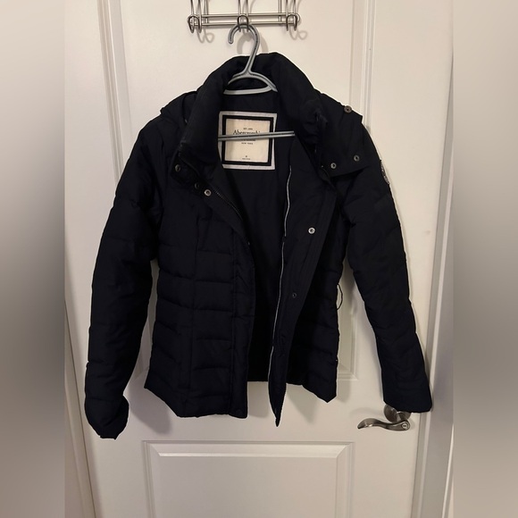 Abercrombie & Fitch Jackets & Blazers - Abercrombie & Fitch Navy Puffer Coat